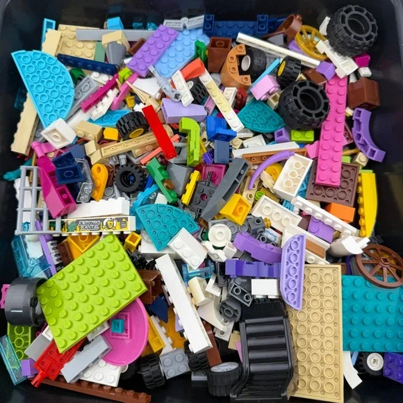 Lego Bulk Lot 2lb Mixed Multicolor Bricks Plates Wheels Specialty Pieces - Picture 6 of 6